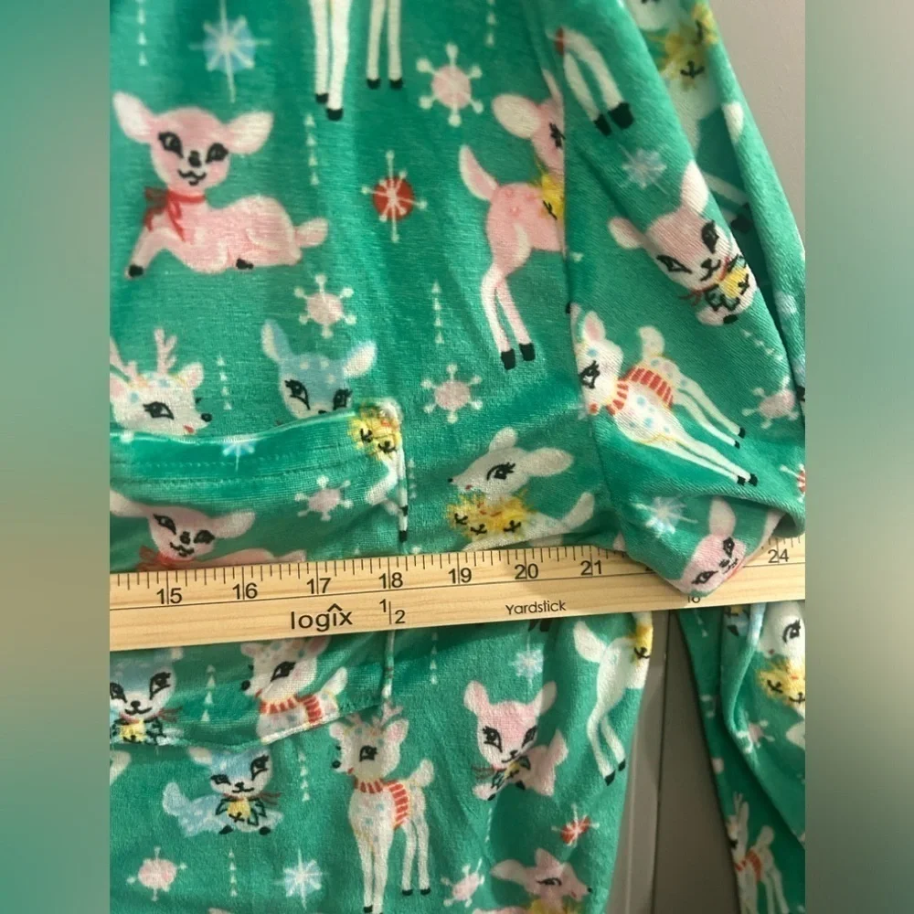 Girls XL 16-18 Holiday Pajama Top Button Down Deer Christmas Green Long Sleeve